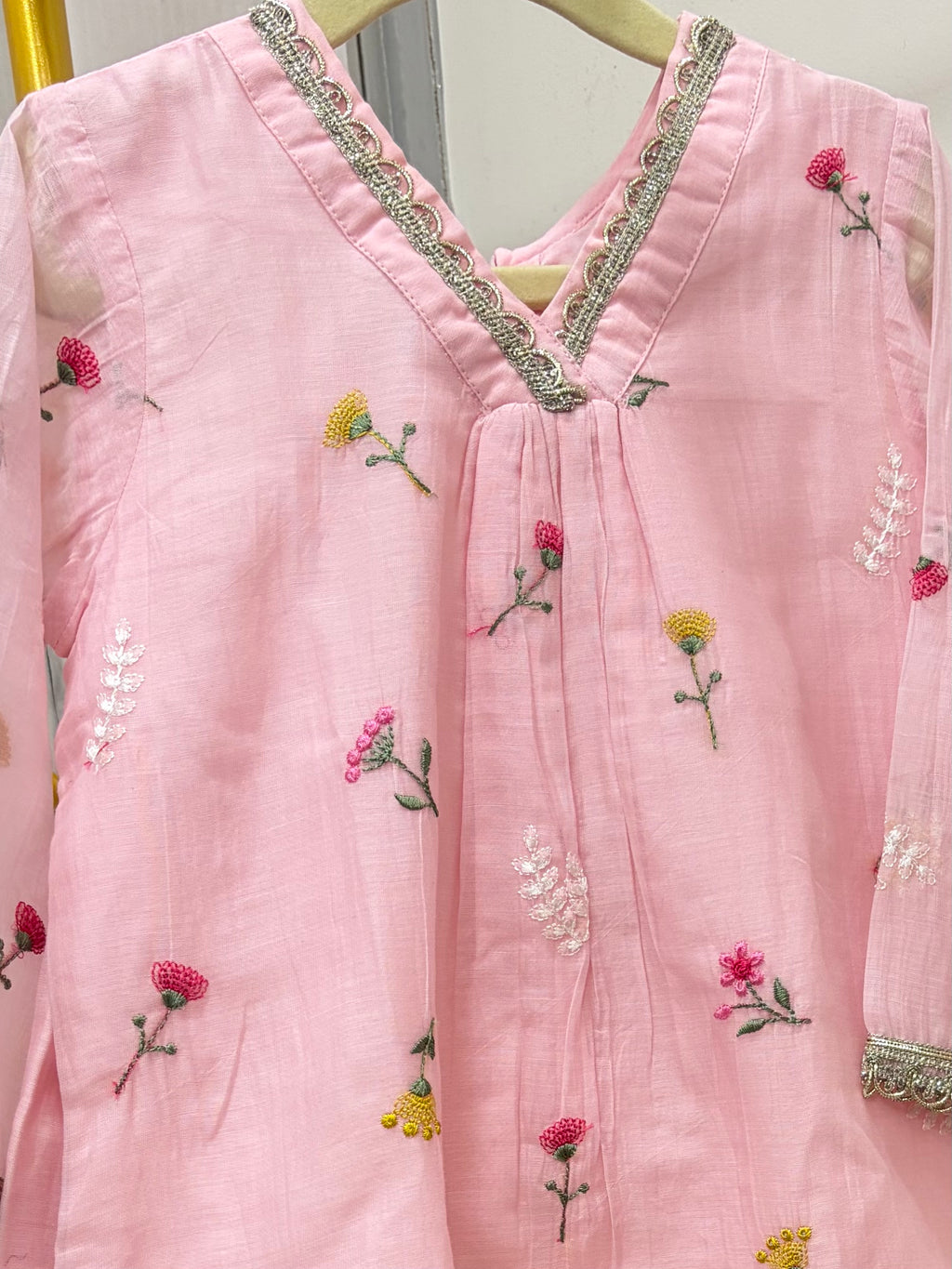 Gulab Kurti Set
