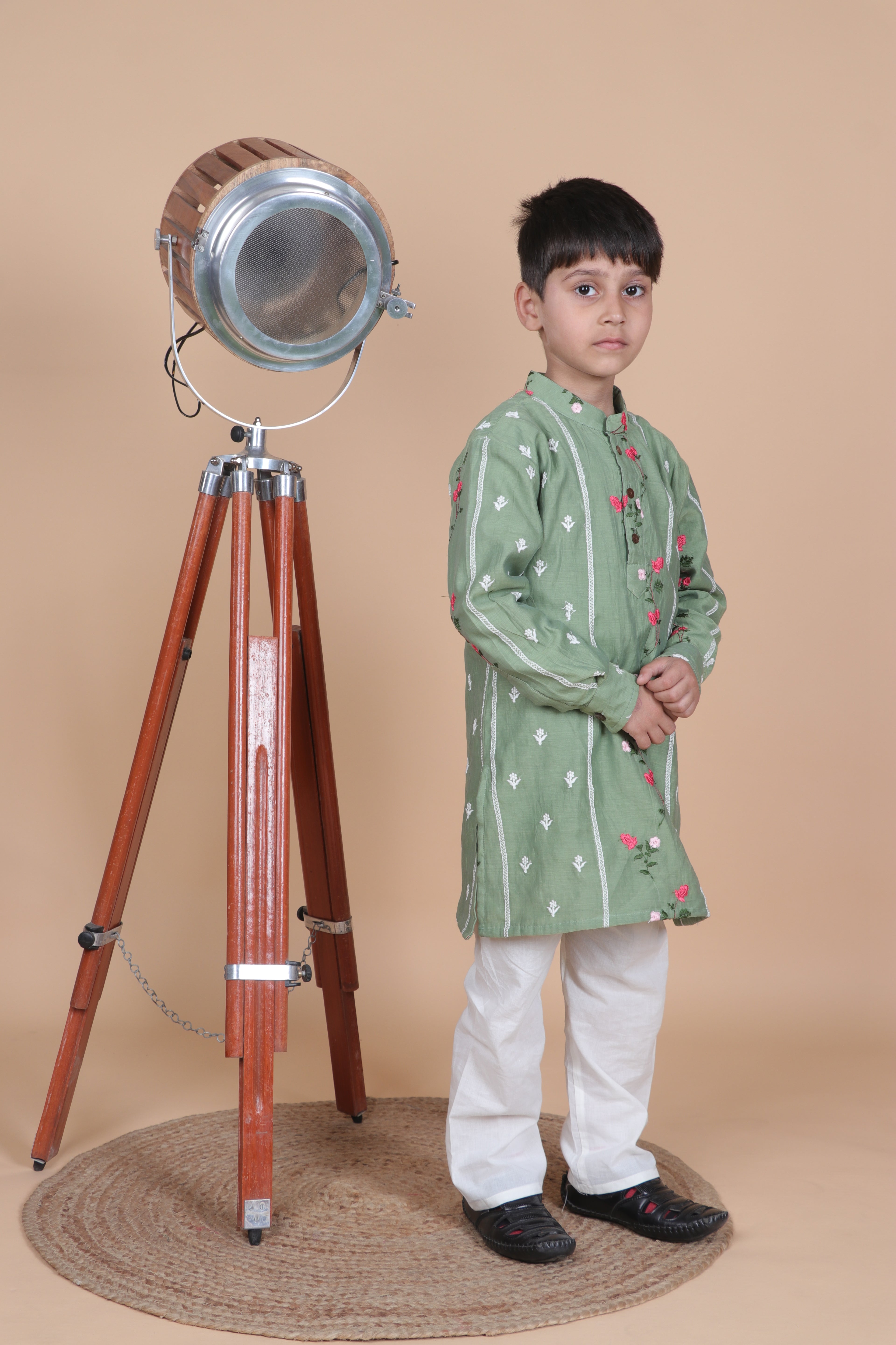 AVOCADO GREEN KURTA PYJAMA SET