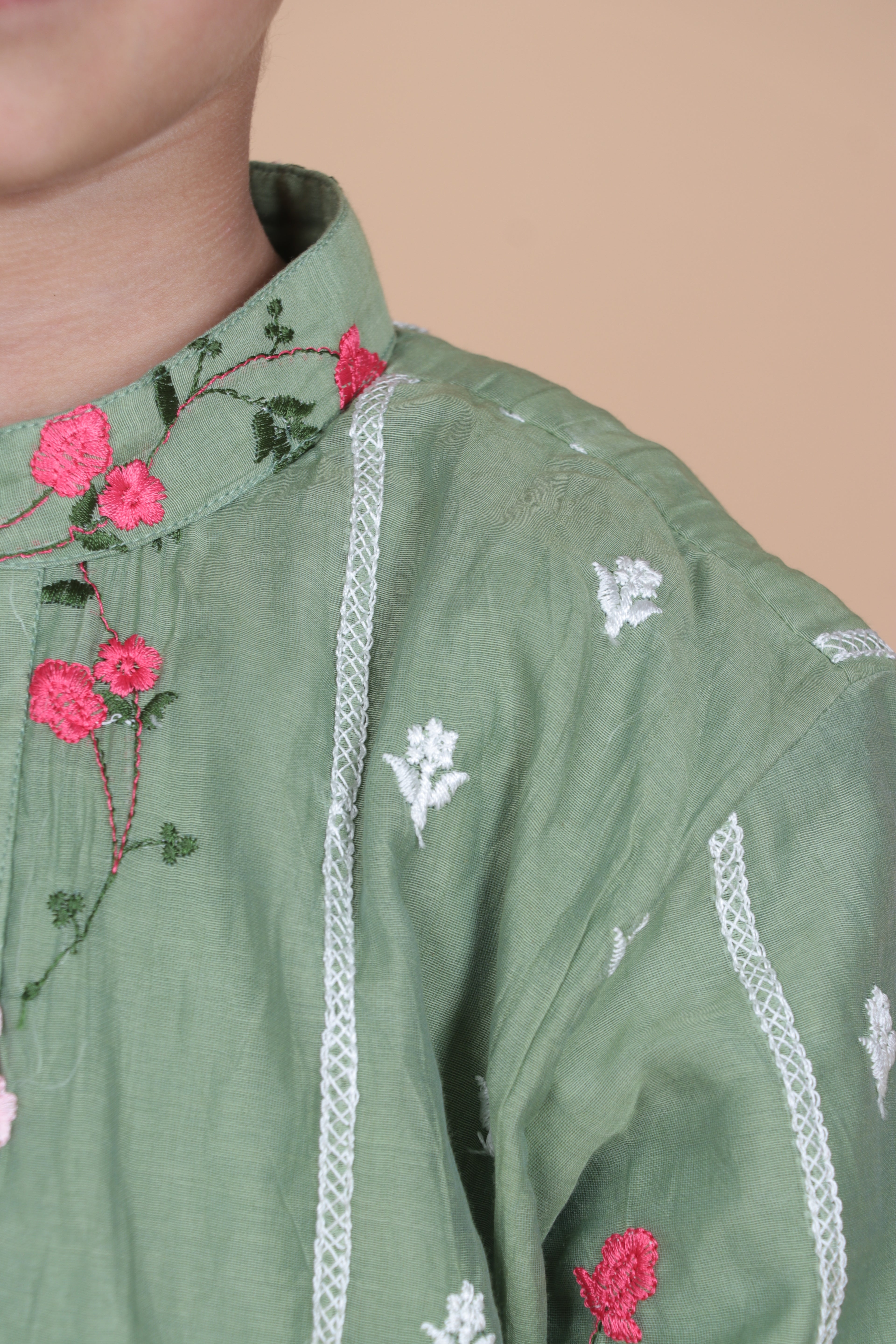 AVOCADO GREEN KURTA PYJAMA SET