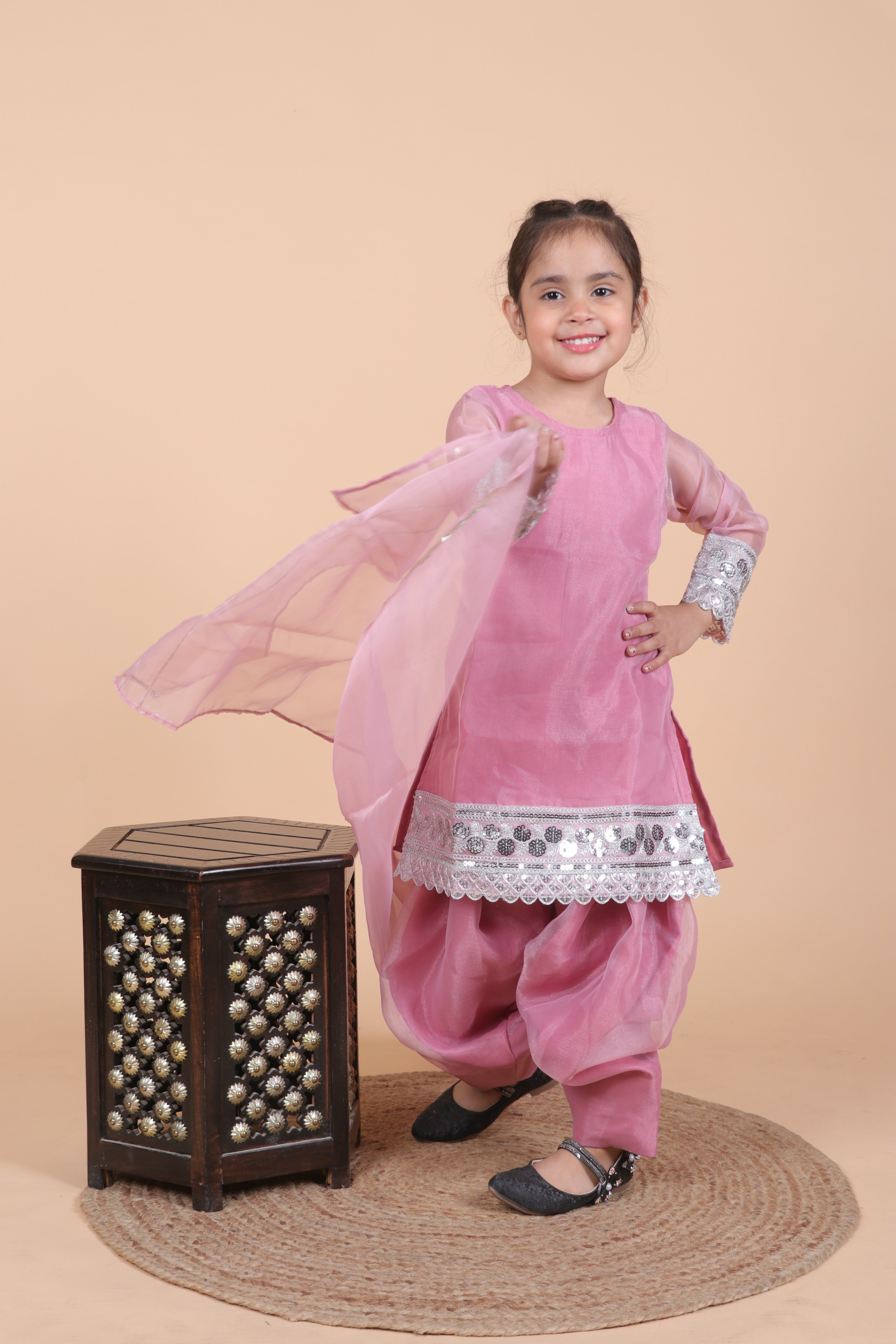 ELEGANT FARSHI SALWAR SET