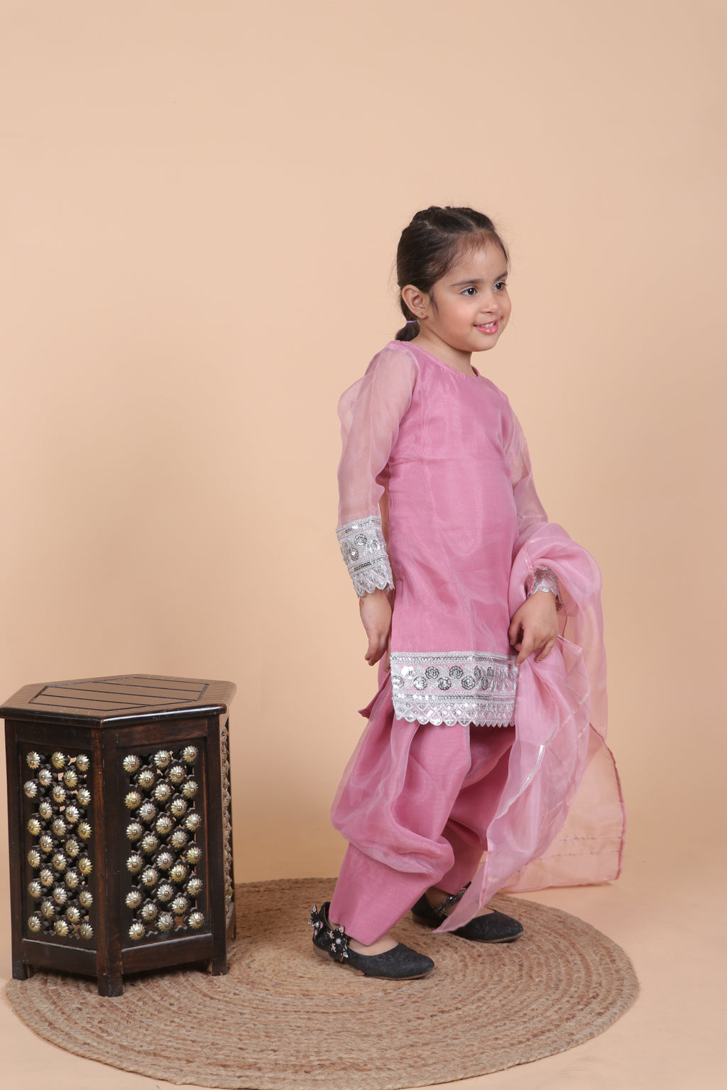 ELEGANT FARSHI SALWAR SET