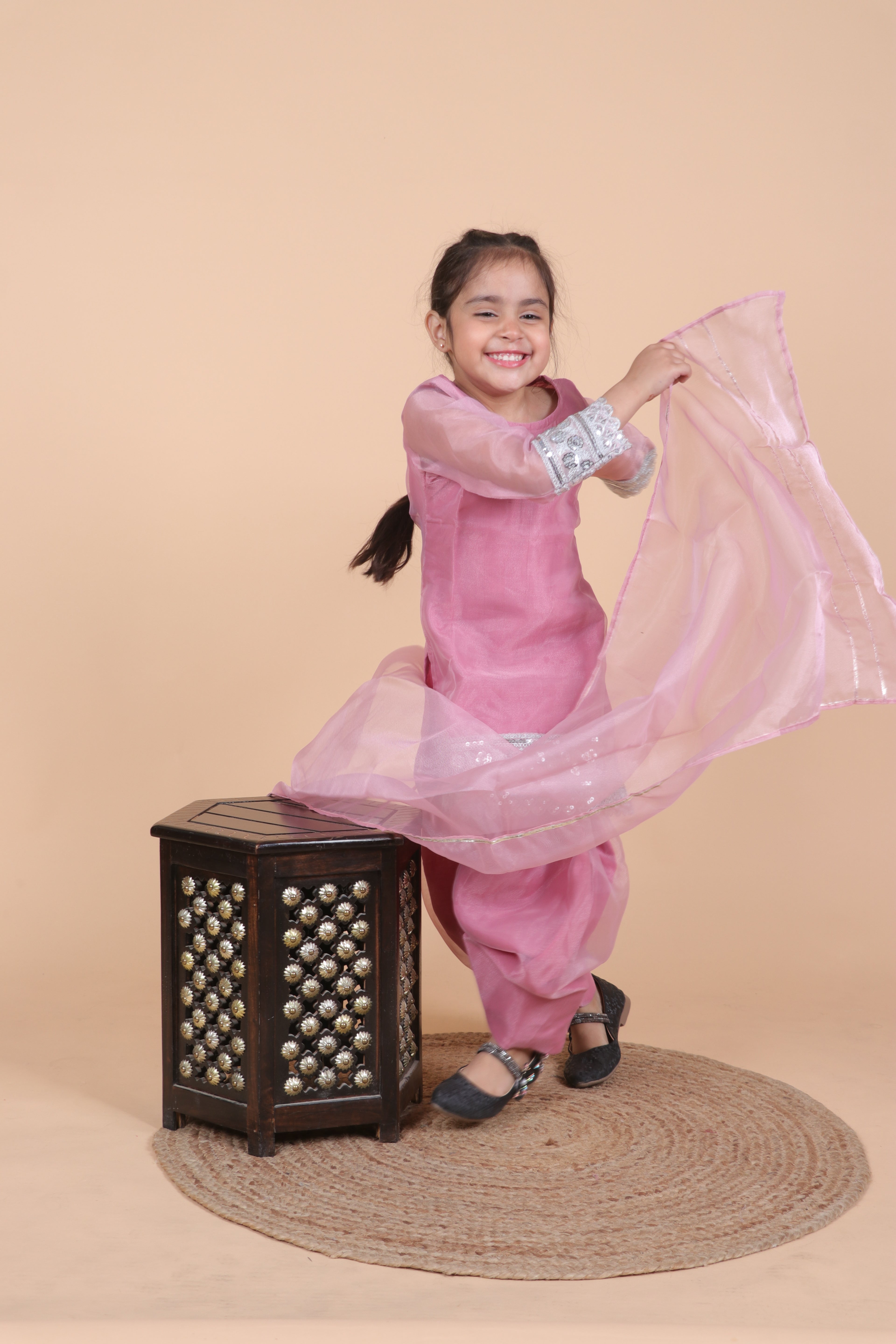 ELEGANT FARSHI SALWAR SET