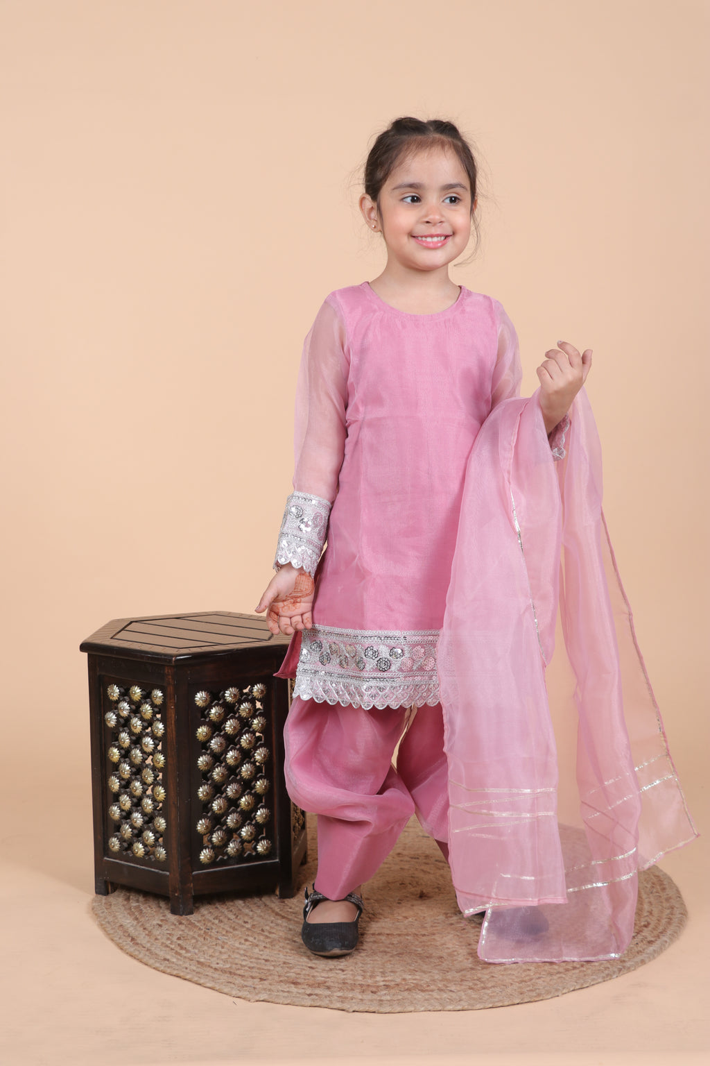 ELEGANT FARSHI SALWAR SET